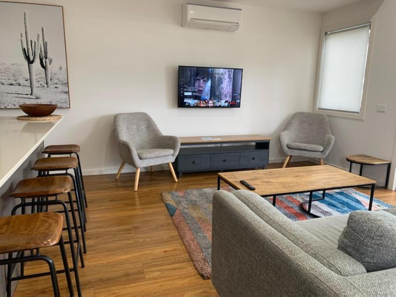 Captains Cove 1St Floor Spa Luxury Apartments - Free Netflix Paynesville Ngoại thất bức ảnh