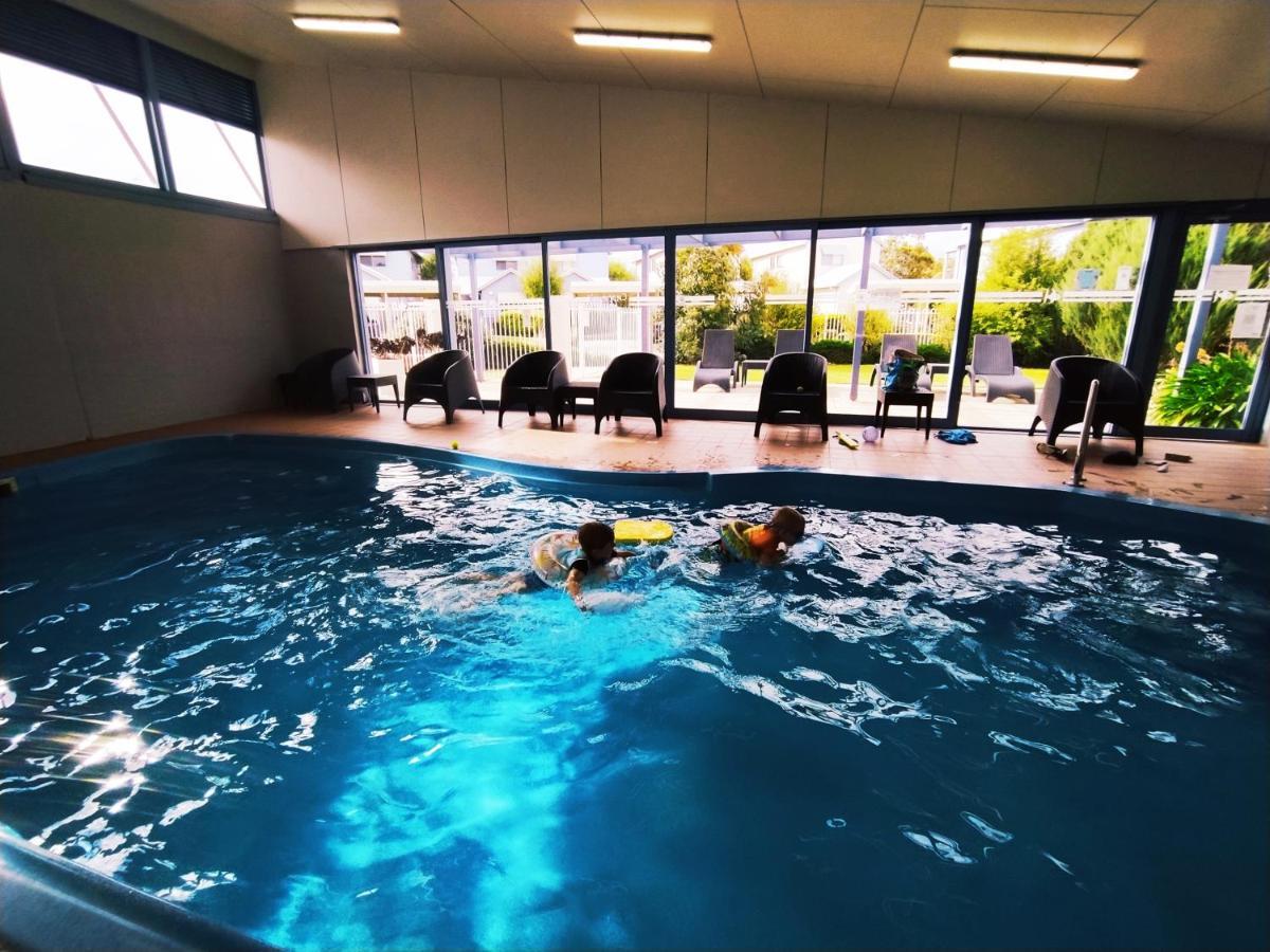 Captains Cove 1St Floor Spa Luxury Apartments - Free Netflix Paynesville Ngoại thất bức ảnh